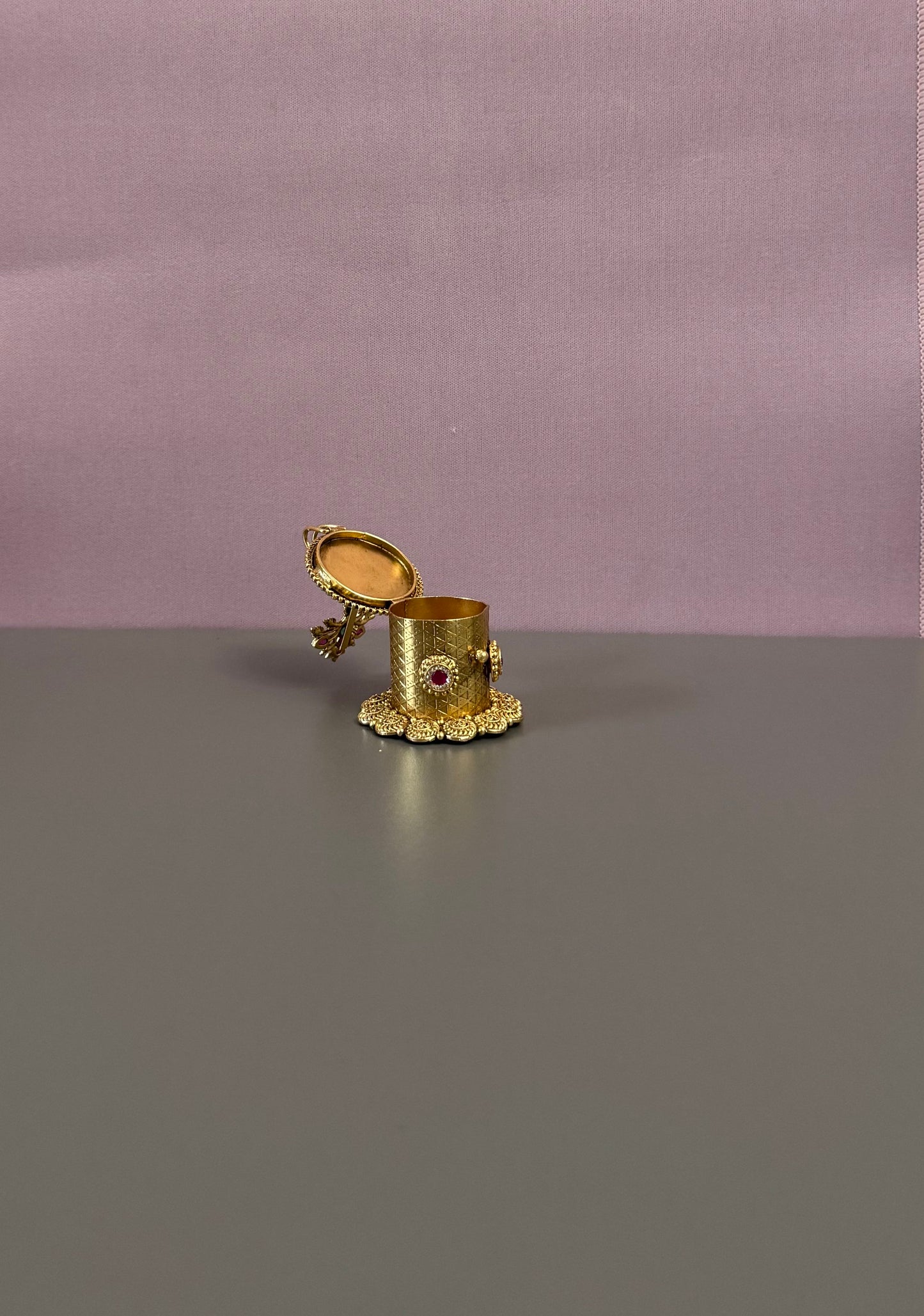 Sindoor Box-DG0037