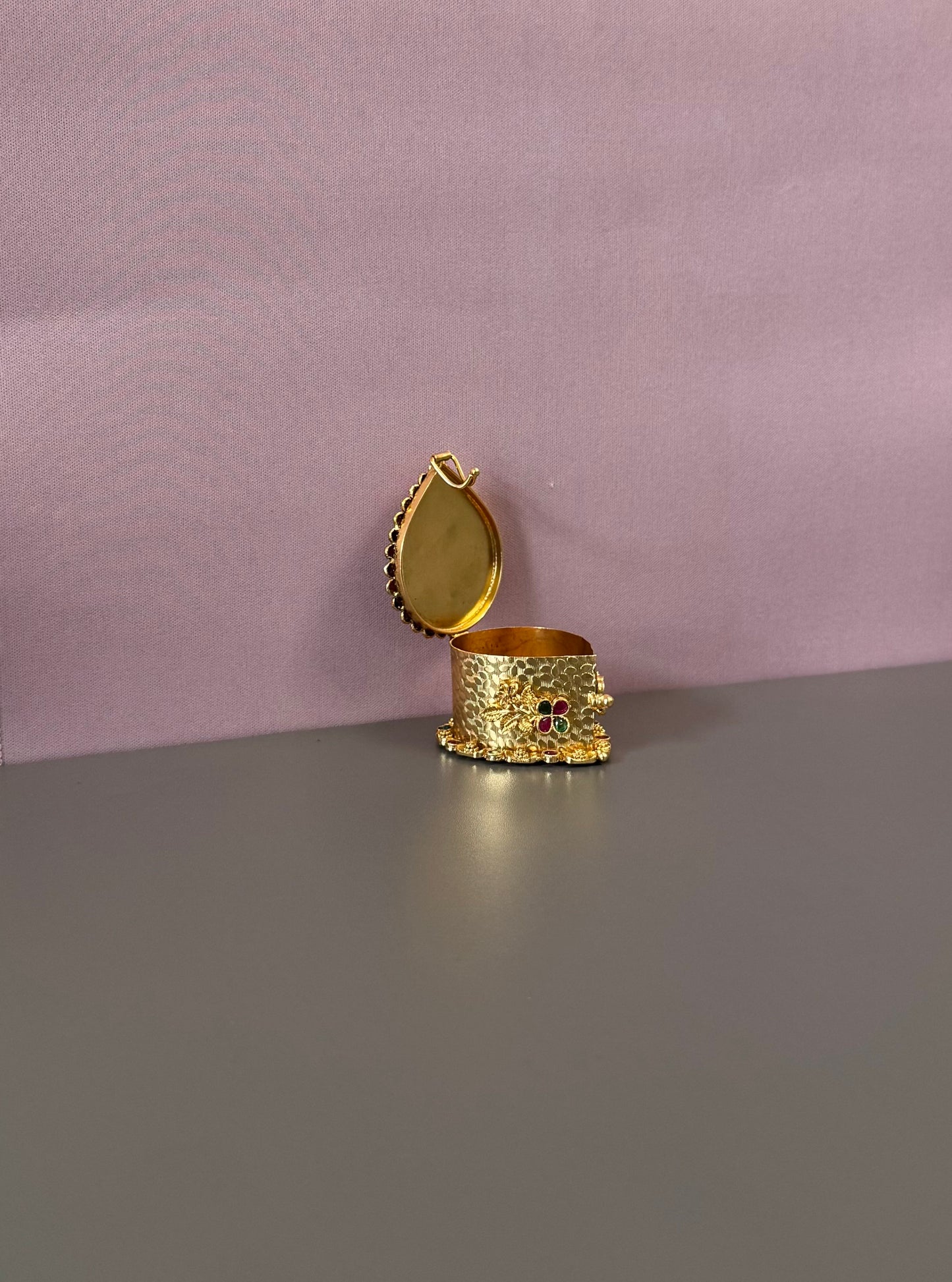 Sindoor Box-DG0042