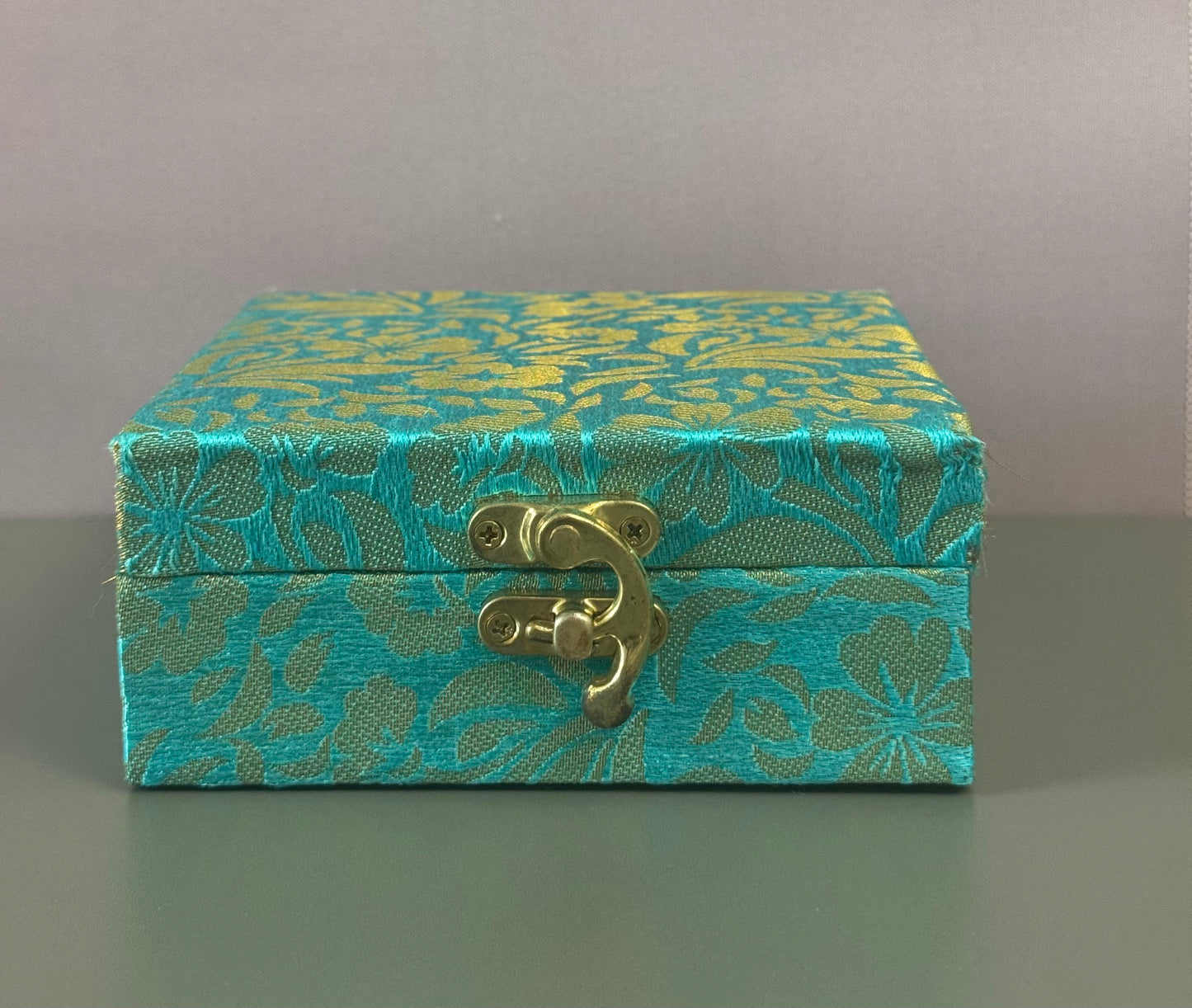 Gift Box-DG001
