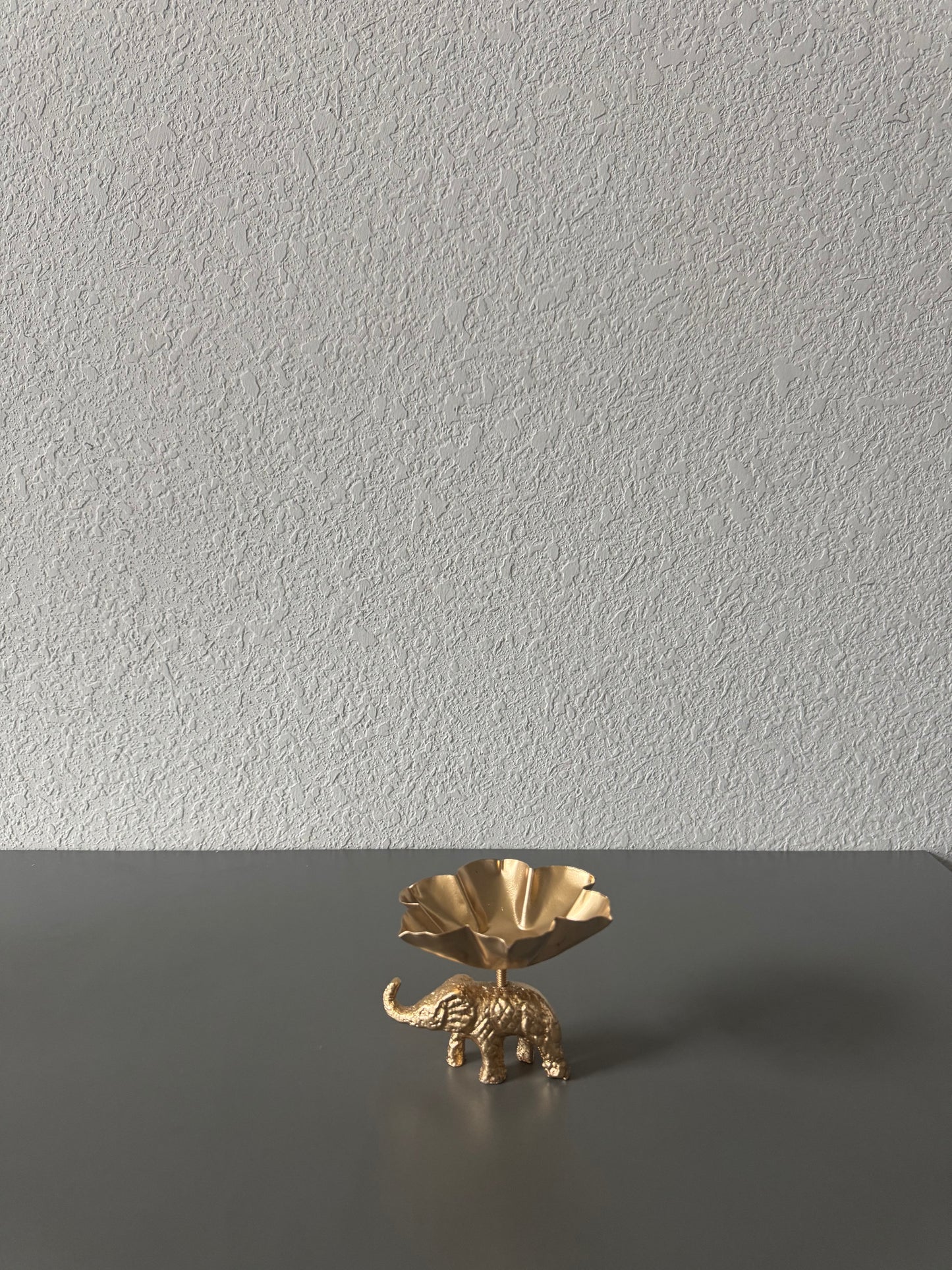 T Light Holder - DG009