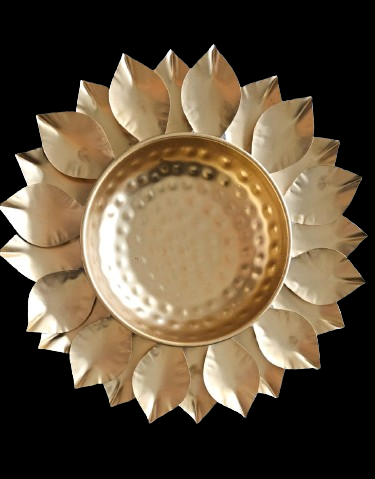 Leaf style Uruli bowl