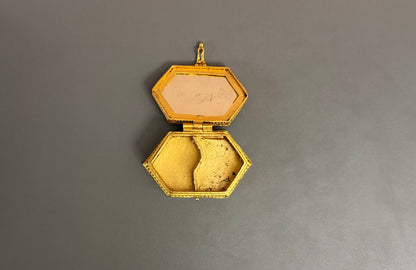 Sindoor Box-DG0032