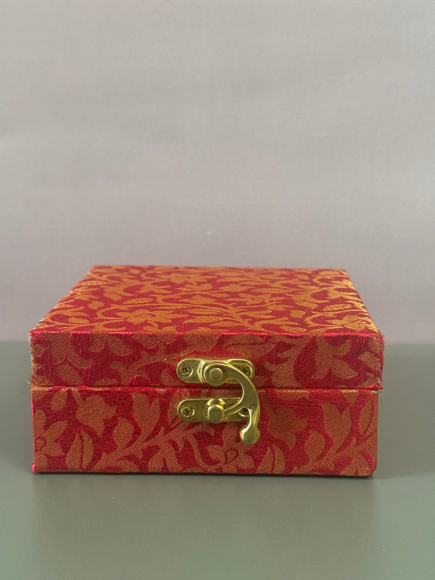 Gift Box-DG001