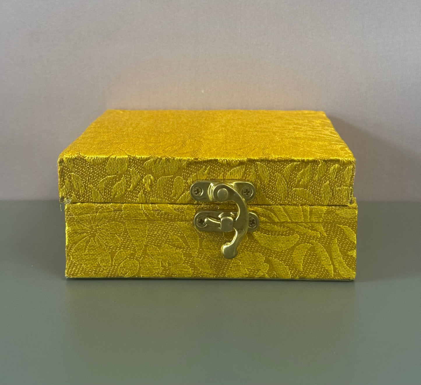 Gift Box-DG001