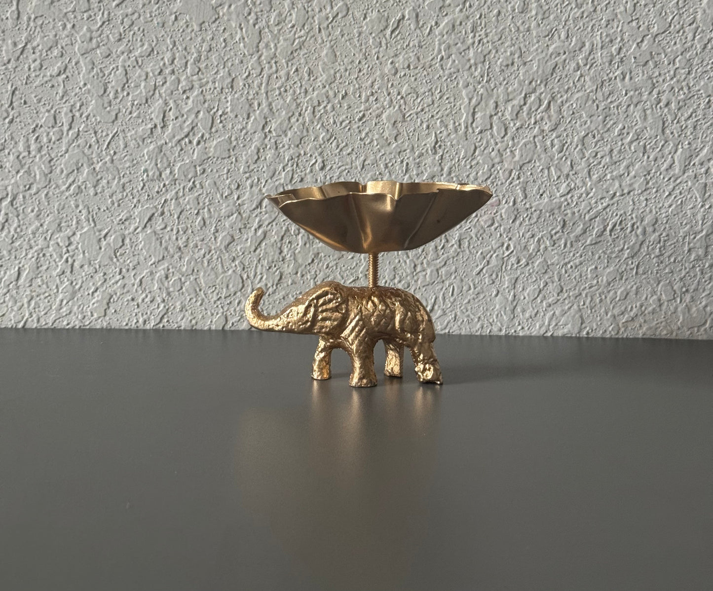 T Light Holder - DG009