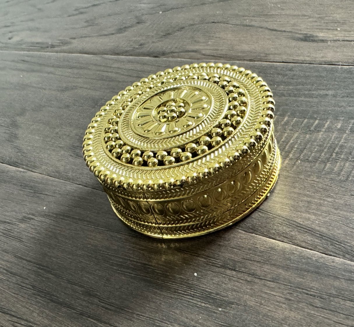 Gold Finish Sindoor Box (Round)