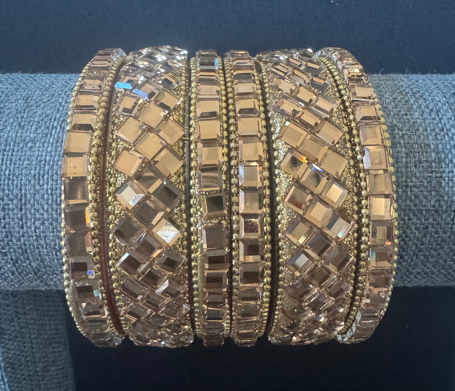 Kundan Bangles - Gold - DG12355