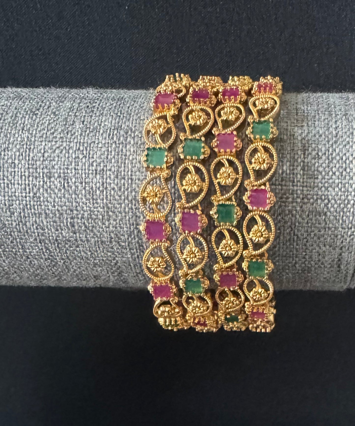 Antique Bangles-DG005