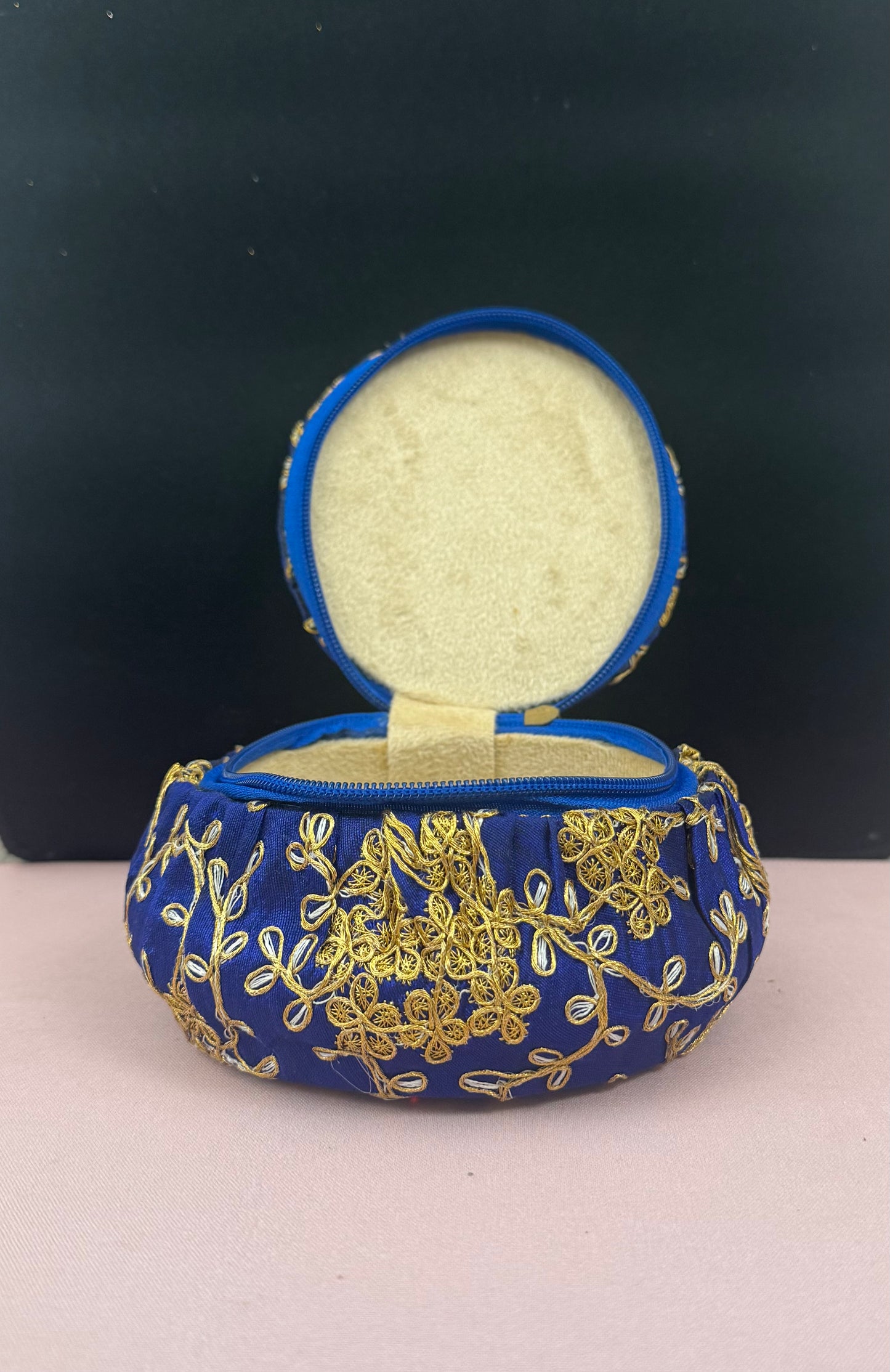 Embroidered Bangle Box