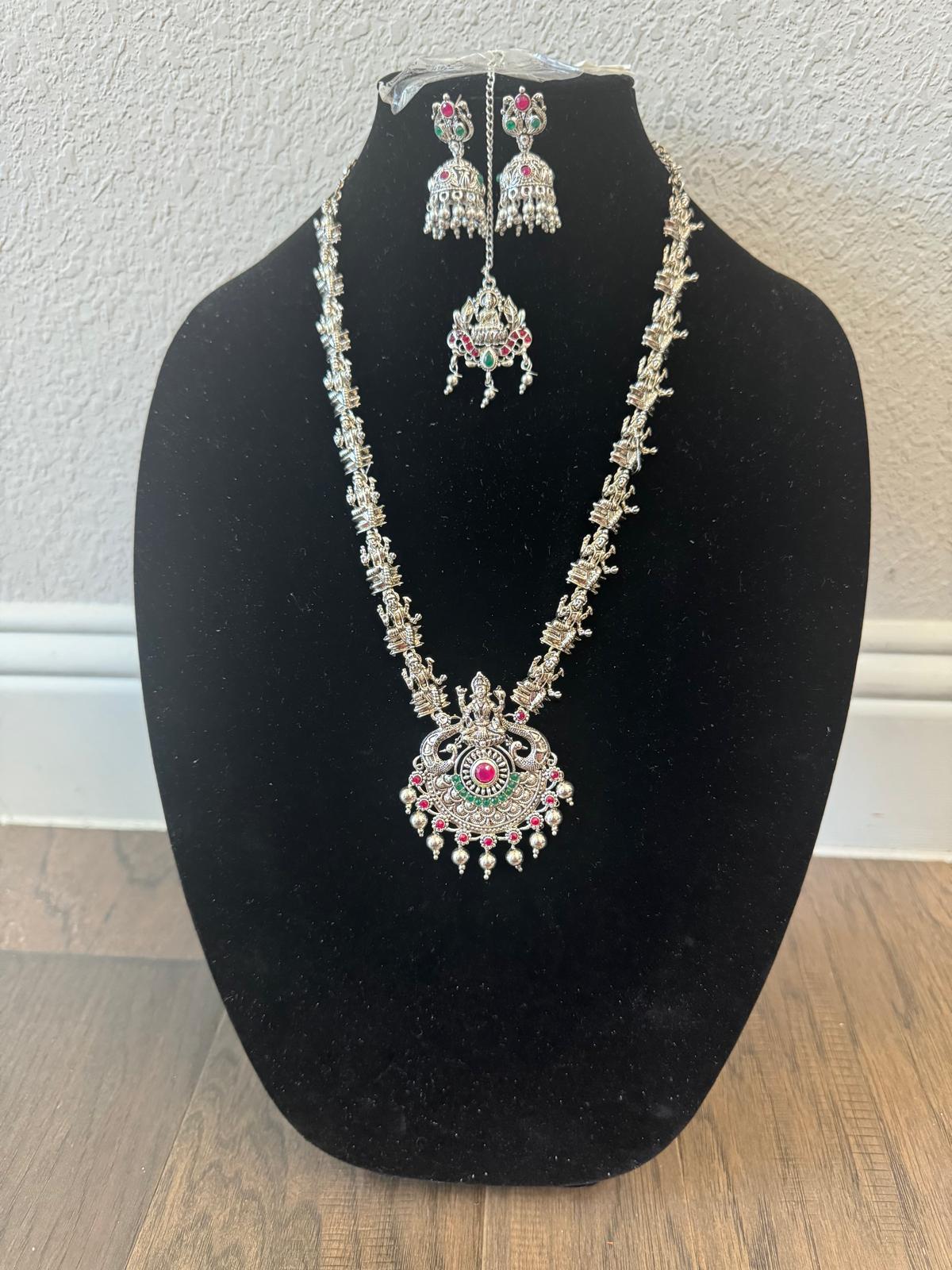 GM Necklace Set 20