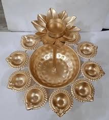 Lotus Diya Uruli